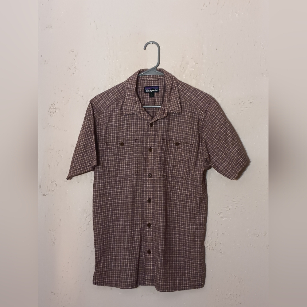 Patagonia Men's Short Sleeve Button Front Shirt Medium